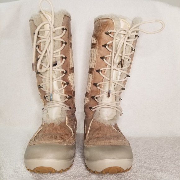 Columbia Women's Winter Boots - Tan and Cream - Picture 2 of 8